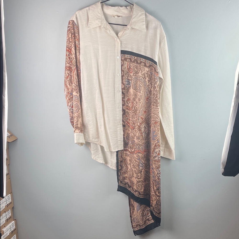 Mystree Cream Paisley Panel Button-Up Blouse Size M